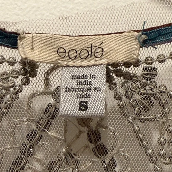 Beaded/jeweled detailed blouse - Picture 4 of 5